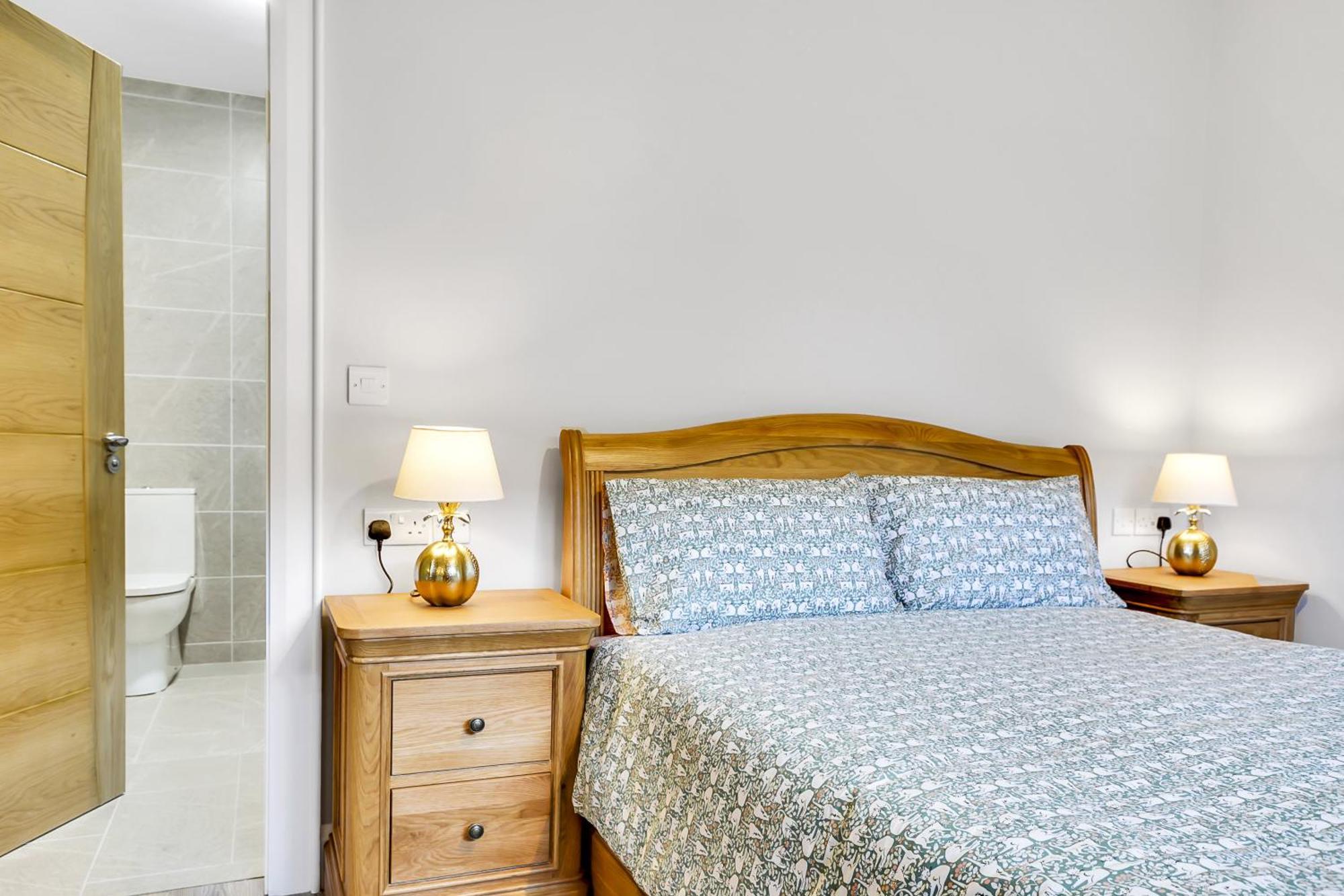 Bayview Luxury 3 Bedroom Apartment First Floor Downings Exterior photo